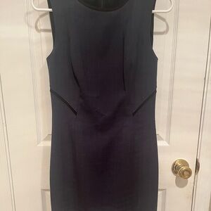 Elegant Navy/Black Sleeveless Dress